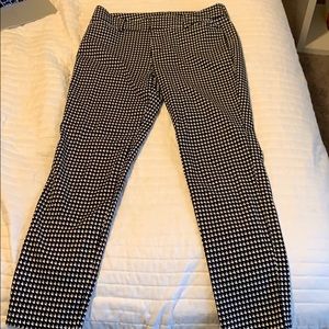 black and white hounds tooth pants
